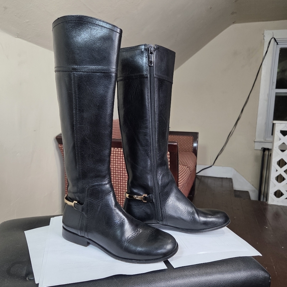 Tory Burch Black Leather Riding Boots 7.5M Gold Logo Hardware Equestrian Tall - Picture 13 of 15